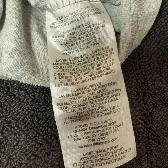 Bundle of 4 little boys size 4-5 short sleeve t-shirts. - Picture 16 of 16